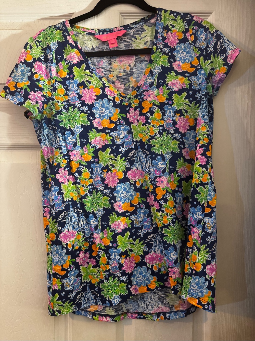 Disney Parks x Lilly Pulitzer Etta V neck T-Shirt Size S